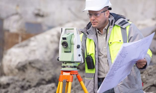 Földmérő, földügyi és térinformatikai technikus szakma leírása