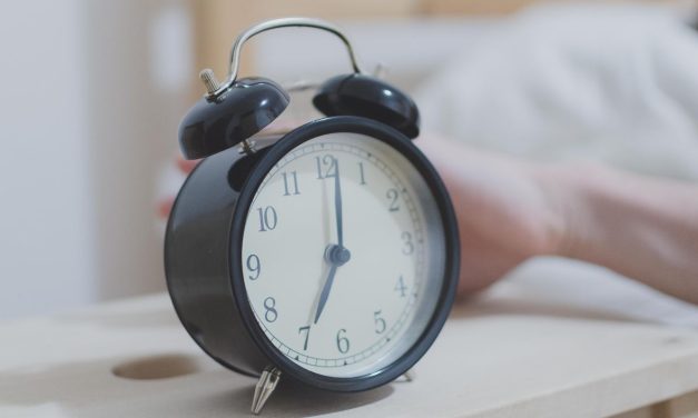 Már megint tekerjük – az óraátállítás idén sem marad el