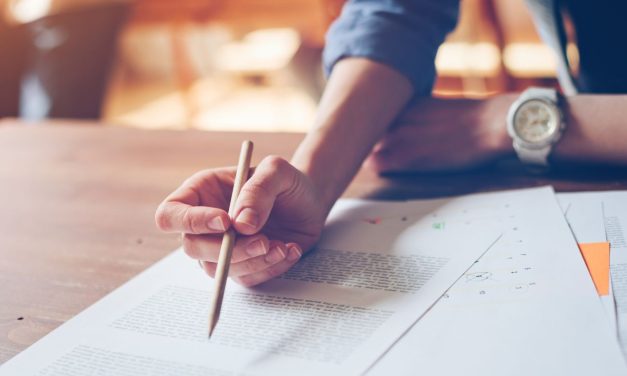 Új szakmai anyagokkal támogatja az IKK az oktatókat