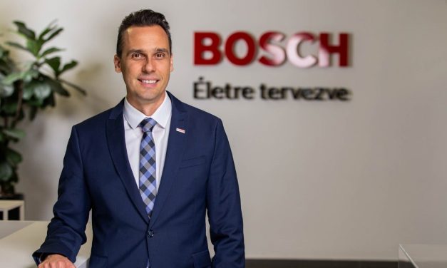 „Nálunk autóipari történelmet lehet írni” – interjú Szászi Istvánnal, a Bosch csoport vezetőjével