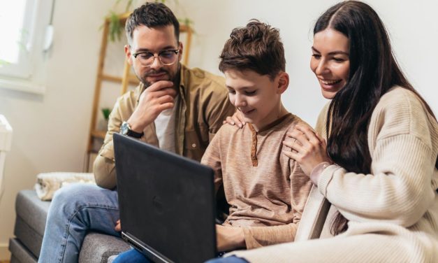 Digitális tanulás – barát vagy ellenség a képernyő?