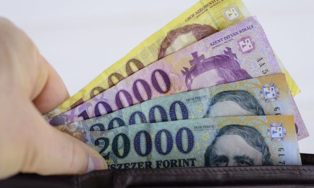 Dupla ösztöndíjat kapnak a szakképzős diákok