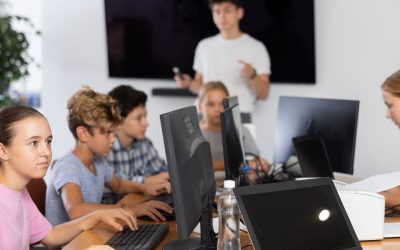 Kezdődik az országos kompetenciamérés az iskolákban